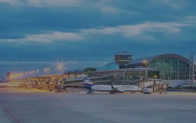 Izmir Havalimanı ADB Araç Kiralama
